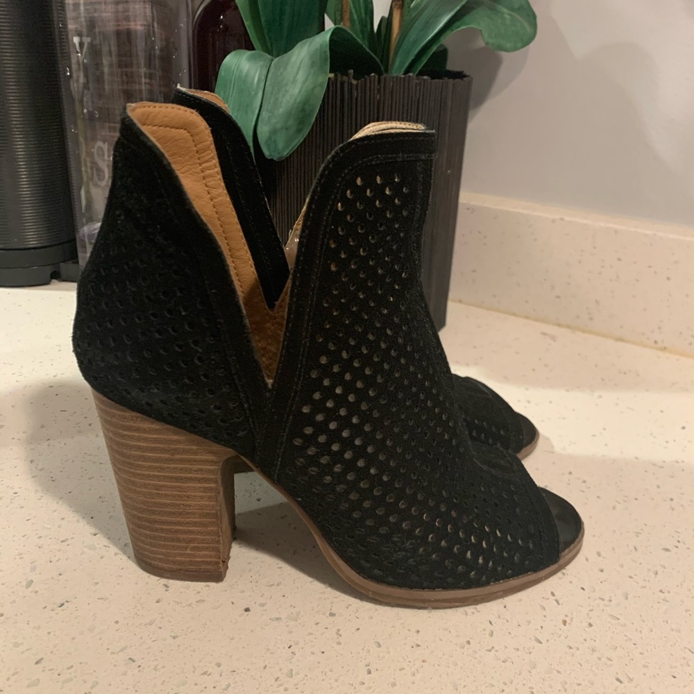 Lucky Brand Larise Bootie - Picture 4 of 8